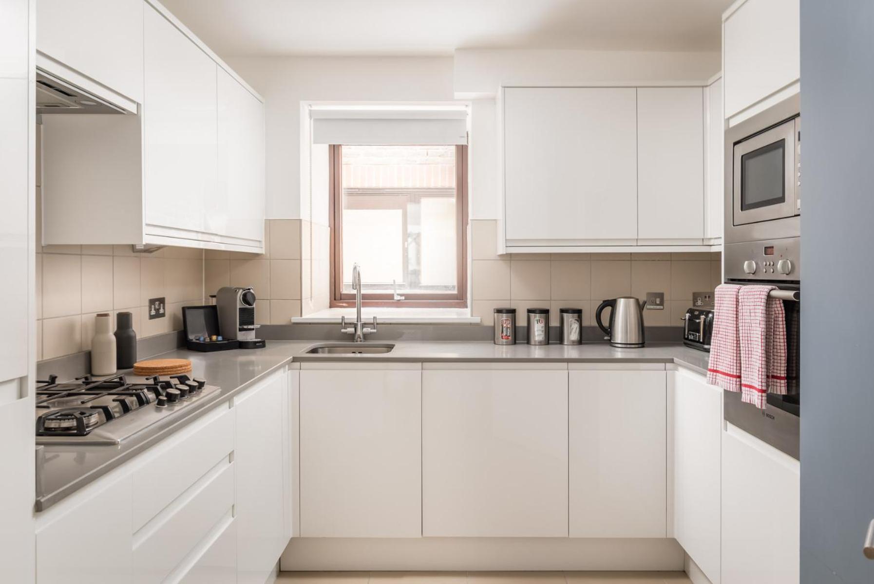 Monarch House - Serviced Apartments - Kensington London Ngoại thất bức ảnh