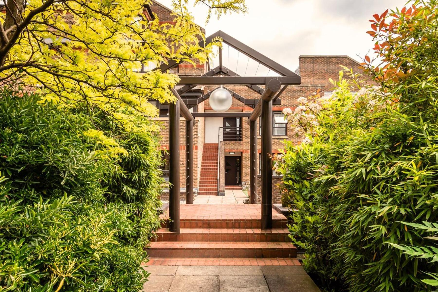 Monarch House - Serviced Apartments - Kensington London Ngoại thất bức ảnh