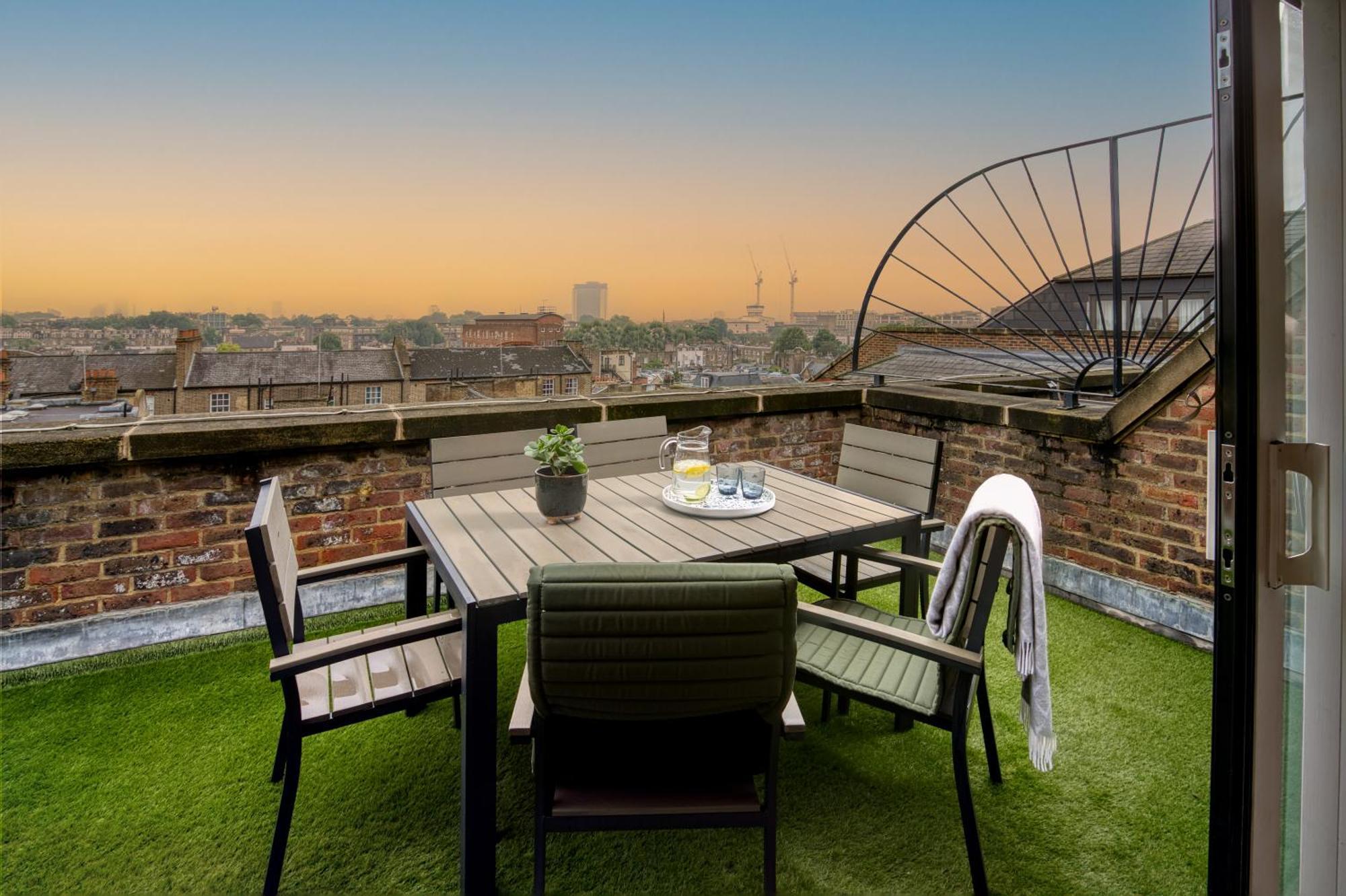 Monarch House - Serviced Apartments - Kensington London Ngoại thất bức ảnh