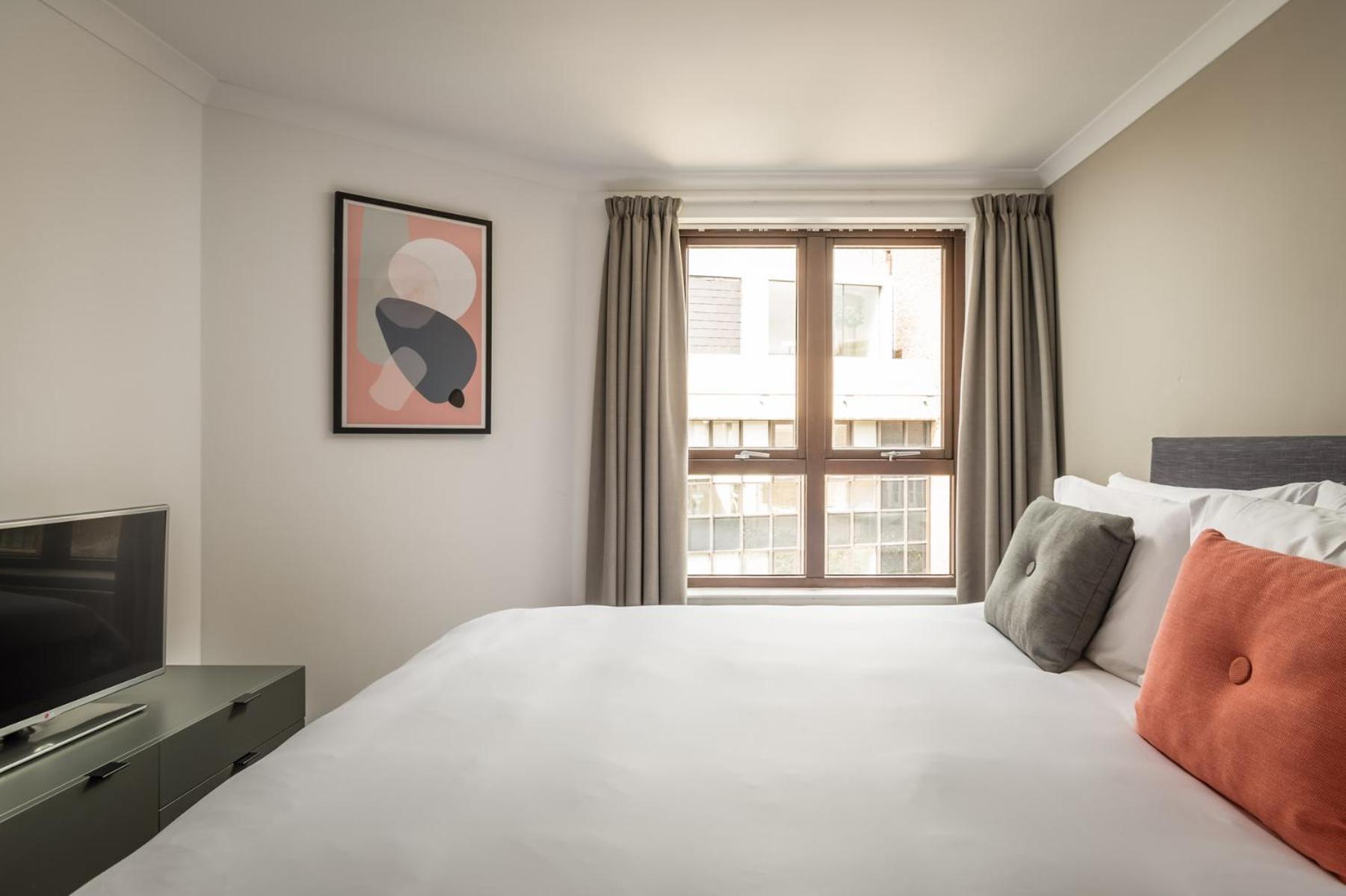 Monarch House - Serviced Apartments - Kensington London Ngoại thất bức ảnh