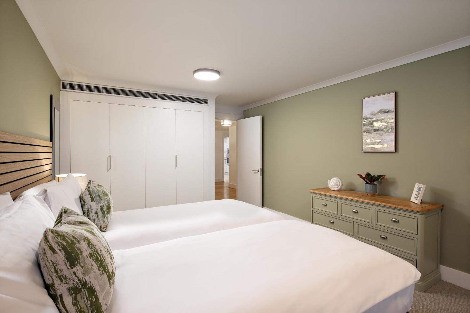 Monarch House - Serviced Apartments - Kensington London Ngoại thất bức ảnh