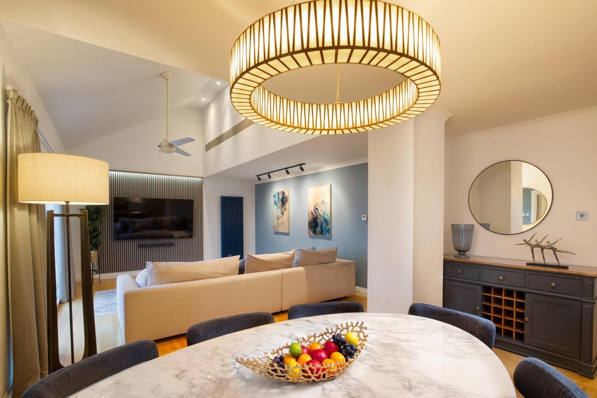 Monarch House - Serviced Apartments - Kensington London Ngoại thất bức ảnh
