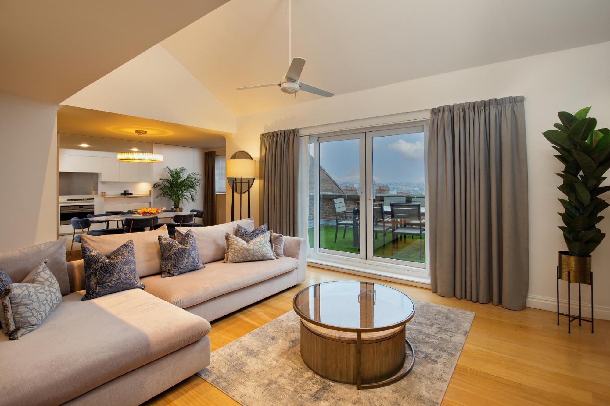 Monarch House - Serviced Apartments - Kensington London Ngoại thất bức ảnh